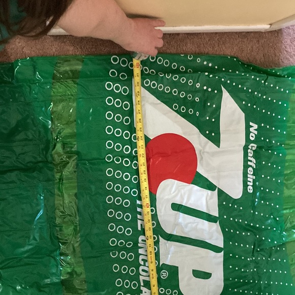 Vintage 7up Pool Floaty with original instructions/warranty and patch spot - Picture 7 of 8